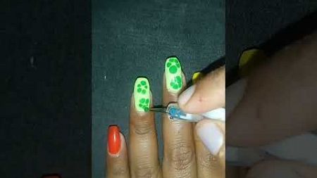 Flower #nail art design at home#trendingnailart #nailartdesigns #viarlshort #youtube2024