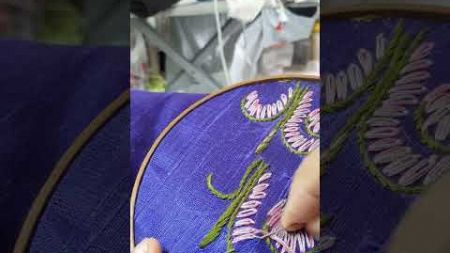 งานฝีมือปักผ้าด้วยมือ HANDMADE by EIAMSIRI