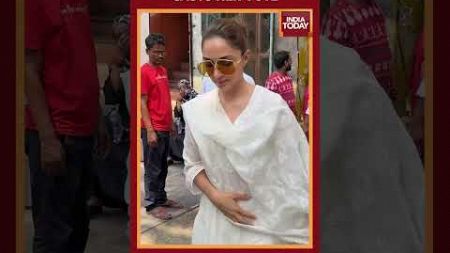 Actor Kiara Advani Casts Her Vote | MumbaI lok Sabha Elections | India Today