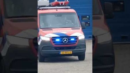Uitruk brandweer Hendrik-Ido-Ambacht naar een persoon te water in Papendrecht #112 #hulpdiensten