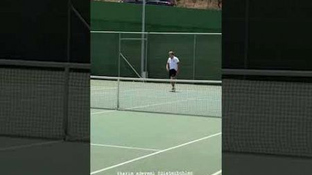 Der kuriose Tennis-Partner von Karim Adeyemi | #shorts