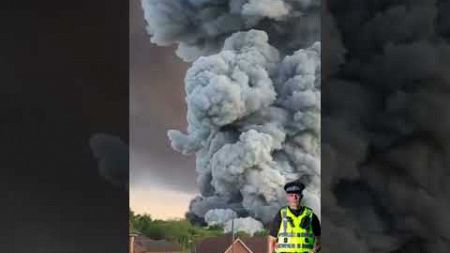 Breaking News: Massive Industrial Blaze Erupts in #Linwood #Scotland #shorts