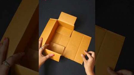 Cardboard box 📦 se amazing home decor wallhanging ❤️ #shorts #bestoutofwste #cardboardcraft #craft