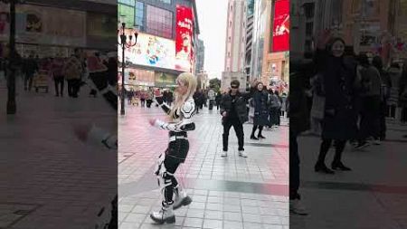 36丨两个最会跳舞的机器人碰面了# 机械舞 # 谁不想有个这样的机器人 # 霹雳舞 #dance #douyin #cosplay #舞蹈 #跳舞