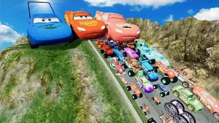 Big &amp; Small Choo-Choo McQueen Boy, King Dinoco vs Pixar Car,Tow Mater vs DOWN OF DEATH -BeamNG.Drive