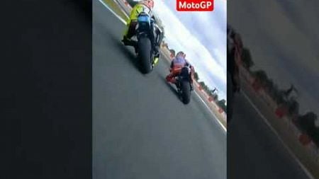 POV Balapan MotoGp Marc Marquez minta di overtake bezzechi karena tyre pressure. #mm93 #dutchgp #fyp