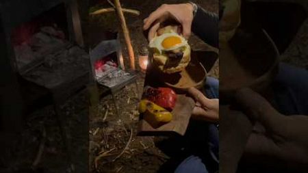 【ジブリ飯】カリカリベーコンとろとろチーズ焚き火トーストラプュタパン#キャンプ#焚き火#キャンプ飯