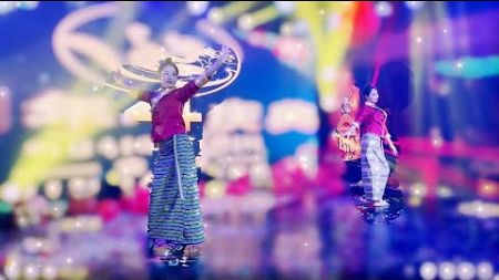 两个藏族姑娘轻快的舞蹈🌹