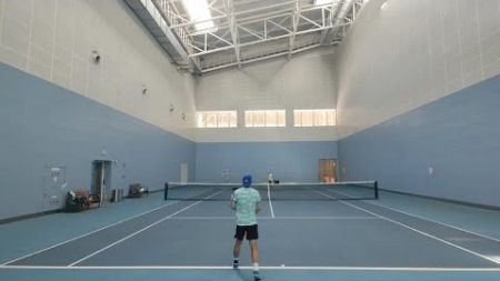 网球学习19，二区侧身正手进攻直线训练。