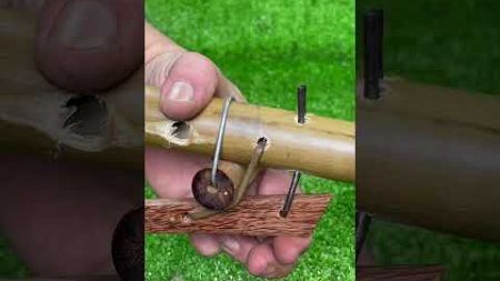 Handcraft a Bamboo Slingshot # Craft Idea # DIY # Unique design
