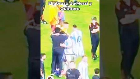 Abrazo de Messi y Juan Fernando Quintero #futbol #riveroficial #footballclub #messi #argentina