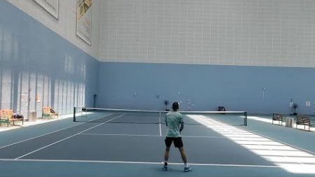 网球学习4，正/反手击打固定二区位置训练。