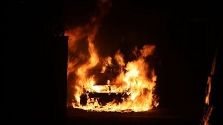 Drie auto’s beschadigd door brand in Oldenzaal