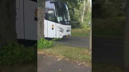 tonen reizen bus departs at groesbeek nieuweweg