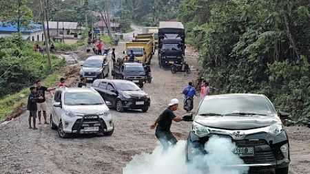 Many cars are damaged in Batu Jomba, will this benefit Japan?