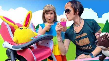 Мама для Лаки и Маша Капуки 🔴 Видео про игры для девочек в мягкие игрушки