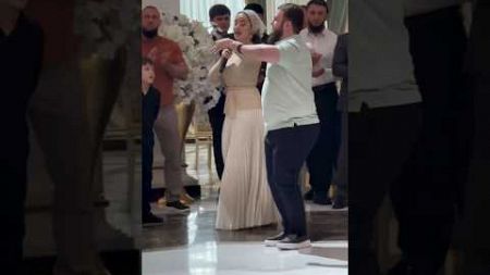 Раяна Асланбекова танцует #ловзар #свадьба #чеченцы