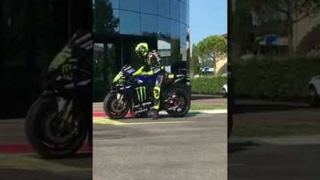 MotoGP legend 🌟 Valentino Rossi 46 🇮🇹 💛 #MotoGPlegend#VR46