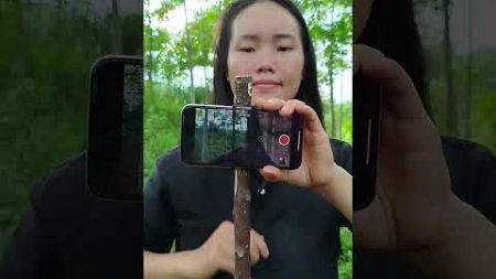 17 year old single mother makes a selfie stick #bushcraft #singlemom #survival #camping #outdoors