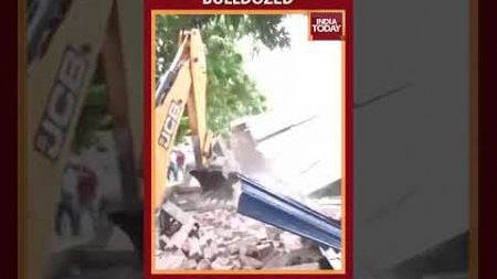 Ayodhya Horror: Amidst Allegations Of Gang Rape, SP Leader Moin Khan&#39;s Bakery Bulldozed #shorts