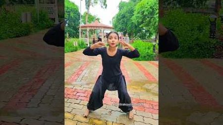 Aisan Dose Dehab ki 🥹🙏#dance #shorts #dancerchitra #chitrakootkiqueen #trending