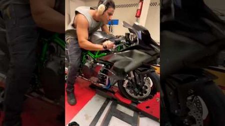 Tuning a 270+whp Kawasaki H2R #h2rshow #ninja #kawasakininjah2rsound #kawasakininjah2sound #motogp