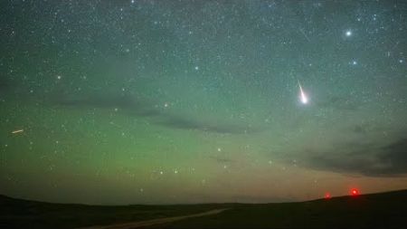 Live: Encountering Perseid meteor shower on China&#39;s Valentine&#39;s Day