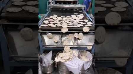 रोटी #food #roti #streetfood #rotilover #foodie #rotimachine #business #rotiform #indianstreetfood