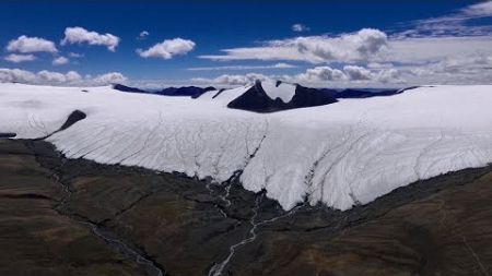 Scientists obtain critical ice cores during expedition in Qinghai-Xizang Plateau