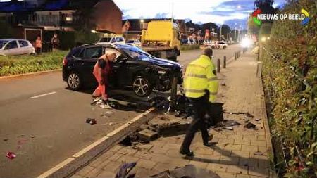 Auto slaat over de kop bij eenzijdig ongeval in Hendrik Ido Ambacht