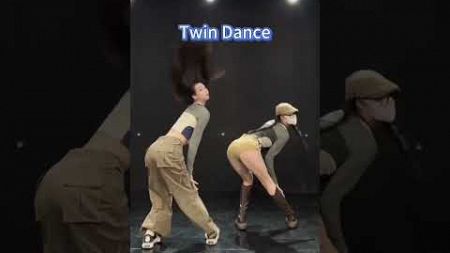 #dance #dancetutorial #dancechallenge #舞蹈 #kpop #翻跳 #twice #舞者 #双胞胎舞蹈Twin dance