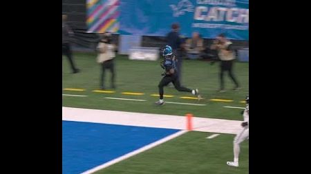 DK Metcalf FUMBLED 😮 Lions turned the play into a TD 🔥 #shorts