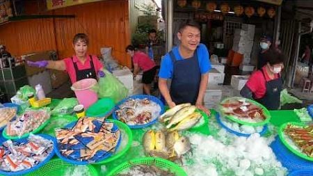 興達港觀光漁港海鮮拍賣興達港王中皇海鮮叫賣