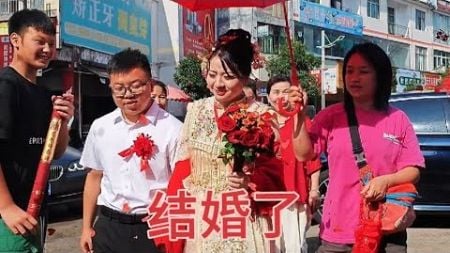 他们结婚了，一起来贵州参加婚礼沾沾喜气吧……