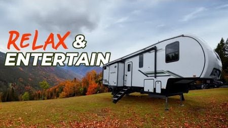 THIS One Can Do It ALL! 2025 Eddie Bauer Signature 3100RL | RV Review