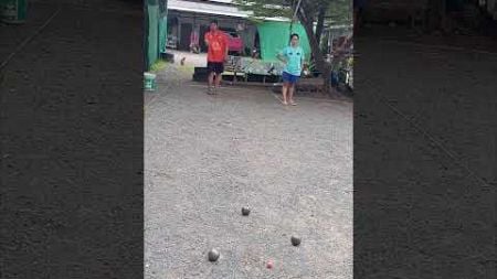 เข้าไม่เปลี่ยนก็ต้องตี#petanque #เปตองบ้านๆ #บันเทิง