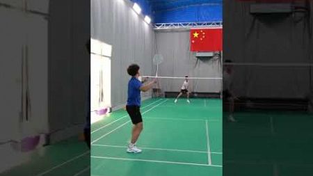 Đánh cầu kiểu tenis #thethao #caulong #badmintonlovers #badminton #tennis #sports #shots