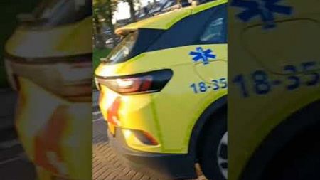 #Ambulance #Papendrecht 18353 met #spoed naar een #melding in Hendrik-Ido-Ambacht #112 #hulpdiensten