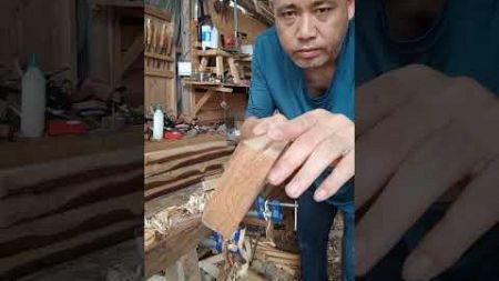 木工，从事手艺多年，榫卯工艺Carpenter, engaged in craftsmanship for many years, Mortise and Tenon Crafts