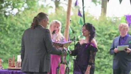 Huwelijk van Arabella en Andre met Handfasting ritueel 💜