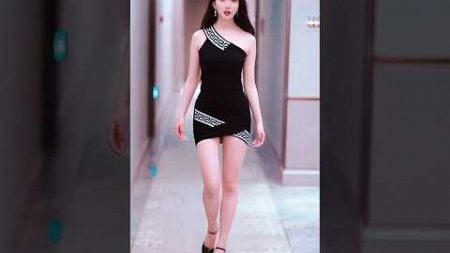 chinese girl street fashion #shorts #ytshorts #trendingshorts #tiktok #fashion #trending #trend