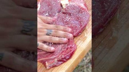 Making hot and wet steak in Iran #asmr #cooking #coki #eggrecipes #steak #iran #food