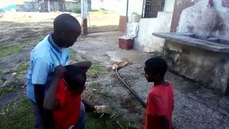 après l&#39;école , c&#39;est la baguarre#la violence en milieu scolaire🇬🇦🇬🇦🇬🇦😱🤐