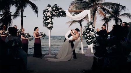 Droombruiloft bij Blue Venado Weddings | Exclusieve trouwfotografie aan het strand &amp; Videografie