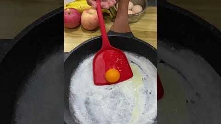 🥰 Satisfying with delicious egg pancake 🥳 #streetfood #satisfying #satisfyingvideo