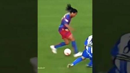 #ronaldinhogoals #ronaldinho #barcelona ##barca #fifa #fcmobile #futbol #football #soccer #ronaldo