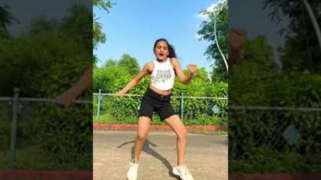 ￼ kamar of kamar down 🔥🔥￼#dance #video #viralvideo #short #shortvideo #trending #nandini091013