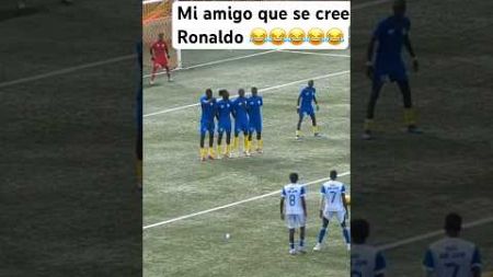 Jajaj Ronaldo le queda al tobillo #futbol #shortsvideo #viralvideo