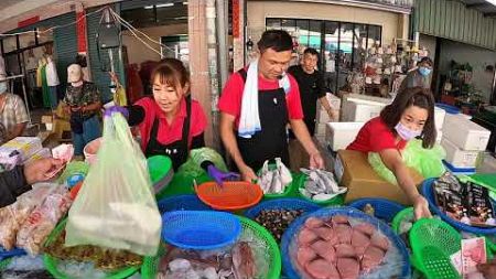 高雄金獅湖市場海鮮拍賣興達港王中皇海鮮叫賣