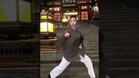 音乐一起，双手一抬，你知道我要练什么吗 #taichi #taichiquan #kungfu #wushu #martialarts #taiji #taijiquan #太极 #太極拳 #功夫